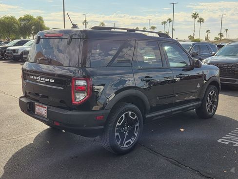 Used 2021 Ford Bronco Sport Outer Banks image 5
