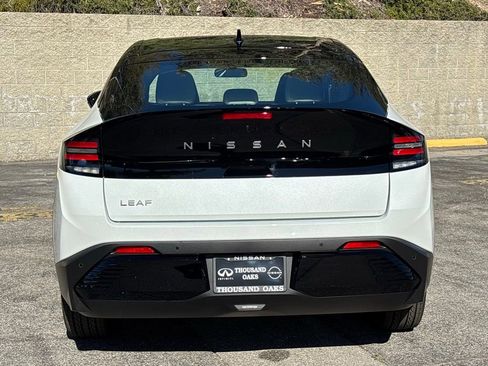 New 2026 Nissan Leaf SV+ image 4