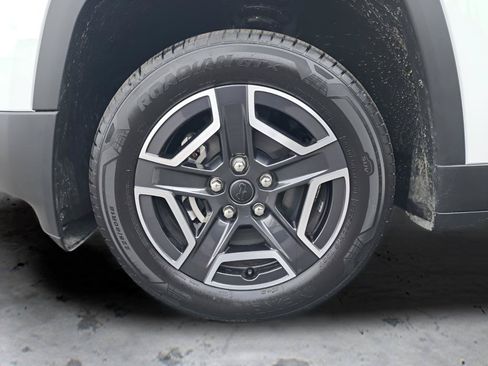 New 2026 Jeep Cherokee Laredo AWD/4WD image 28