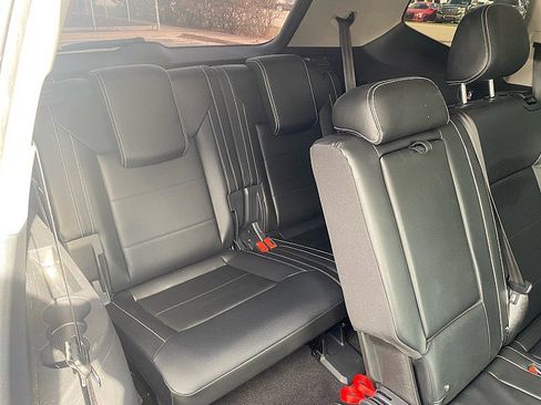 Used 2022 Volkswagen Atlas SE image 28