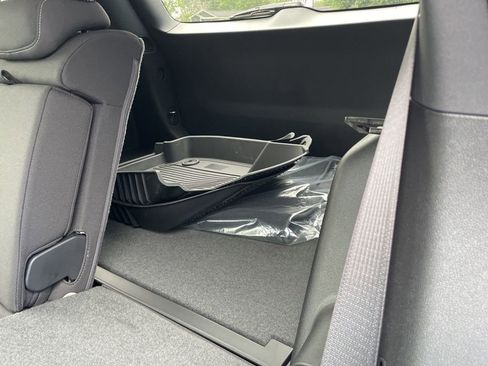 New 2026 Chevrolet Equinox LT w/ Safety and Technology Package FWD image 83