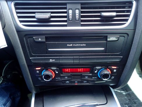 Used 2011 Audi A5 2.0T Premium Plus image 20