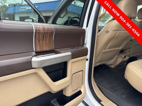 Used 2019 Ford F150 Lariat image 15