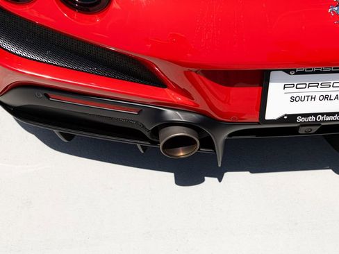 Used 2023 Ferrari F8 Tributo RWD image 8