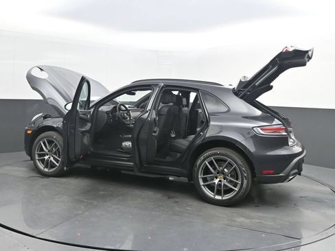 New 2026 Porsche Macan AWD/4WD image 43