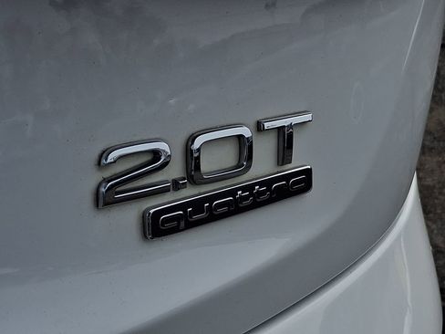 Used 2018 Audi Q3 2.0T Premium w/ Convenience Package image 30