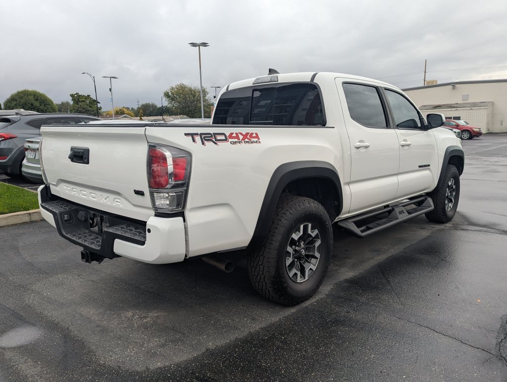 Used 2020 Toyota Tacoma TRD Off-Road w/ Technology Package AWD/4WD image 7
