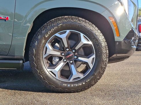 Used 2026 GMC Yukon XL AT4 Ultimate w/ LPO, Floor Liner Package image 9