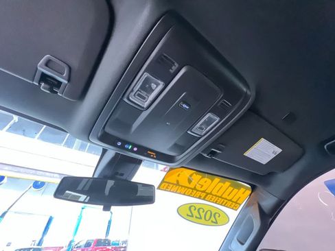 Used 2022 GMC Yukon SLE w/ Gmc Pro Safety Plus Package RWD image 32