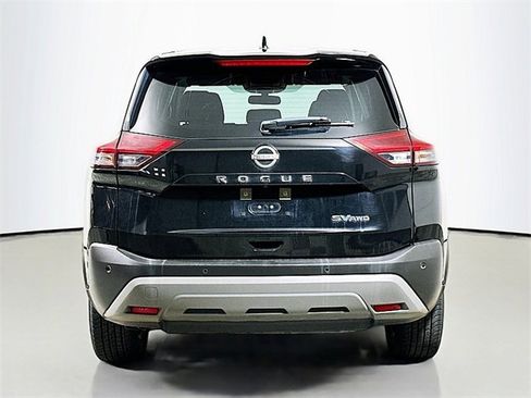 Used 2023 Nissan Rogue SV image 6