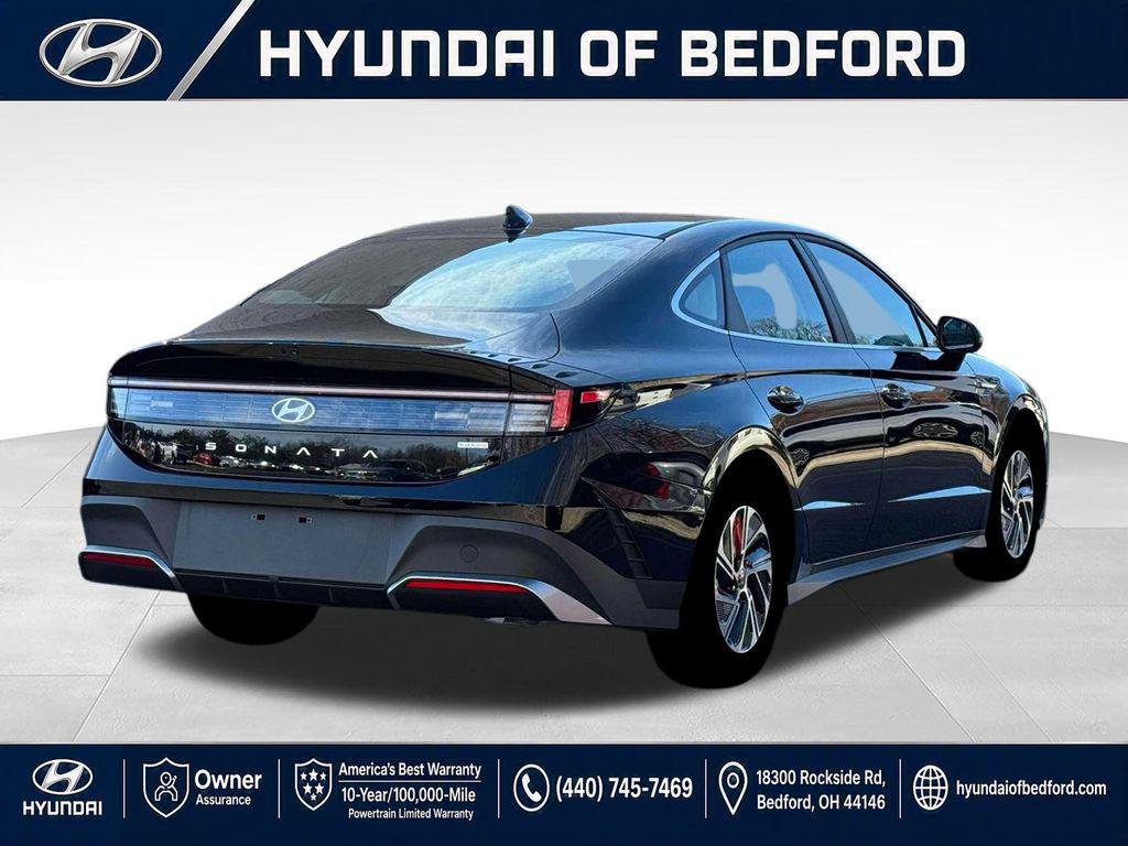 New 2026 Hyundai Sonata Blue FWD image 9