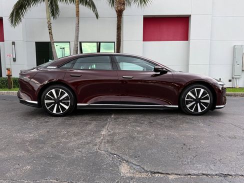 Used 2023 Lucid Air Pure image 2