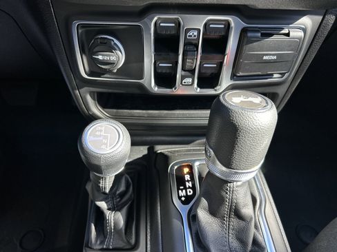 New 2025 Jeep Wrangler Sport S image 29