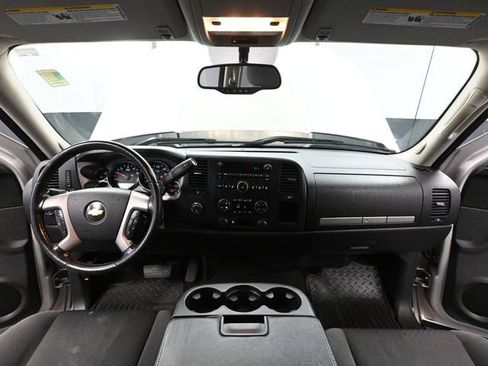 Used 2009 Chevrolet Silverado 1500 LT w/ Power Pack Plus AWD/4WD image 22