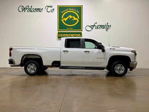 Used 2022 Chevrolet Silverado 2500 W/T w/ WT Convenience Package AWD/4WD image 8