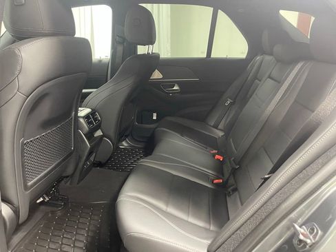 Used 2025 Mercedes-Benz GLE 350 4MATIC image 25