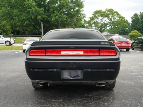 Used 2014 Dodge Challenger SRT8 Core RWD image 19