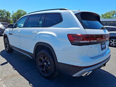 New 2026 Volkswagen Atlas Peak Edition AWD/4WD image 3