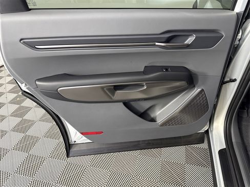 New 2026 Kia EV9 Light image 33