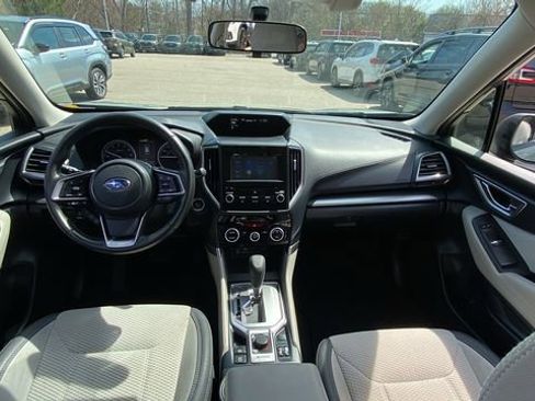 Used 2019 Subaru Forester Premium AWD/4WD image 13