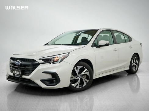 Used 2025 Subaru Legacy Premium AWD/4WD image 1