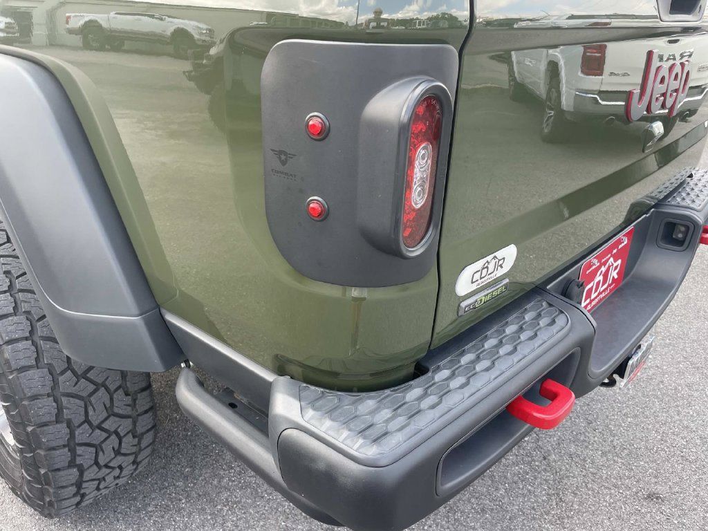 Used 2022 Jeep Gladiator Rubicon w/ LED Lighting Group AWD/4WD image 18