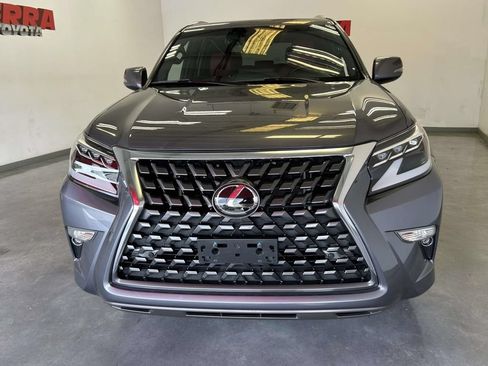 Used 2023 Lexus GX 460 Premium w/ Premium Package AWD/4WD image 8