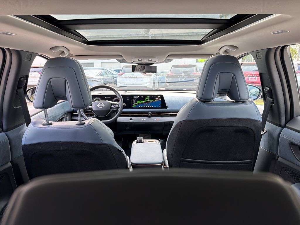 Used 2024 Nissan Ariya AWD image 37