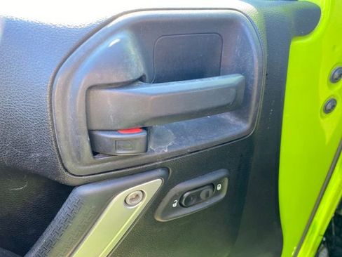 Used 2012 Jeep Wrangler Unlimited Sahara w/ Dual Top Group image 15