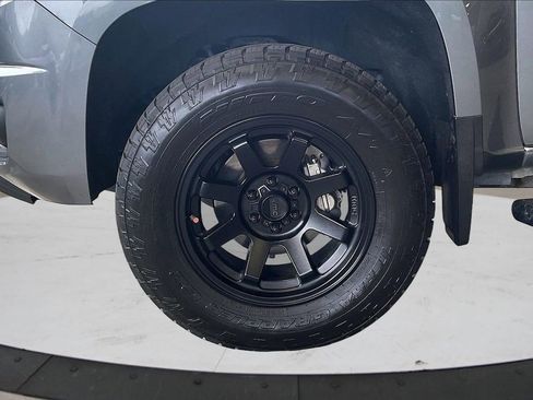 Used 2019 Chevrolet Colorado Z71 image 28