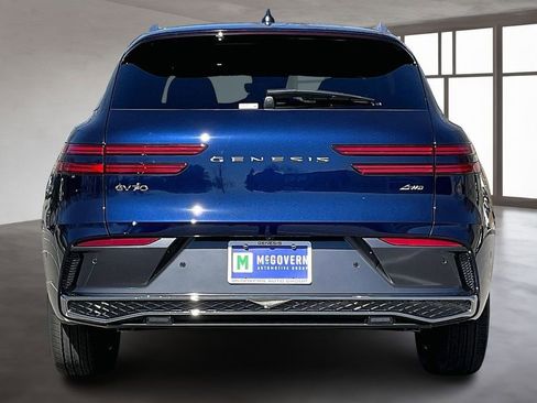 New 2026 Genesis GV70 2.5T Advanced image 4