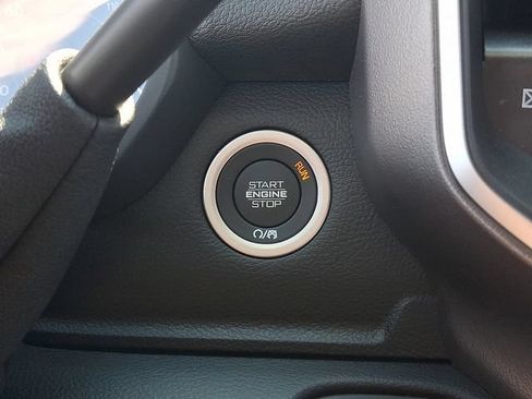 New 2026 RAM 3500 Big Horn AWD/4WD image 15