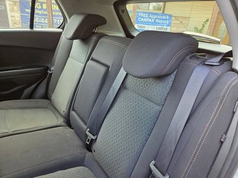 Used 2018 Chevrolet Trax LS FWD image 39