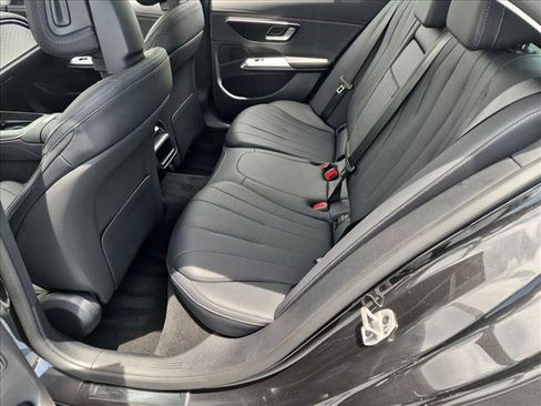 Used 2026 Mercedes-Benz E 350 Sedan image 20