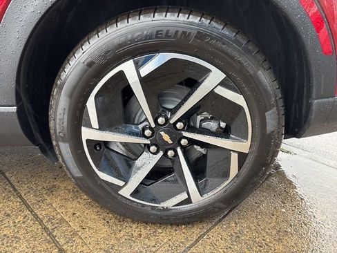 New 2026 Chevrolet Equinox EV LT AWD/4WD image 12