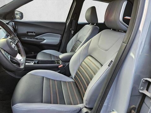 Used 2023 Nissan Kicks SR w/ SR Premium Package image 19