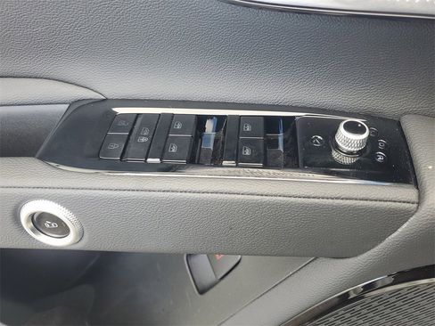 Used 2024 Maserati Grecale GT image 21