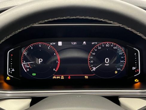 New 2026 Volkswagen Taos SEL AWD/4WD image 24