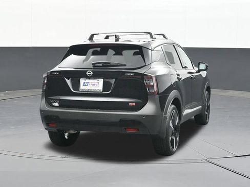 Used 2026 Nissan Kicks SR w/ SR Premium Package FWD image 13