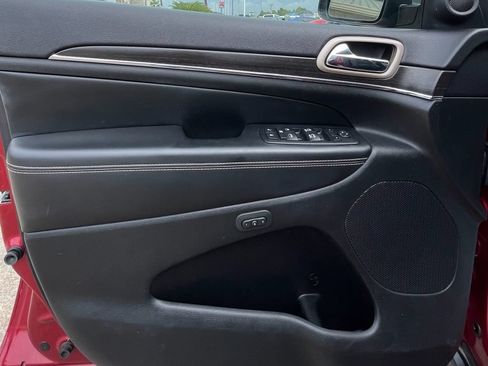 Used 2014 Jeep Grand Cherokee Limited RWD image 32