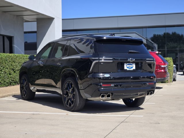 Used 2026 Chevrolet Traverse RS FWD image 3