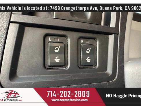 Used 2013 Toyota Sequoia Platinum RWD image 55
