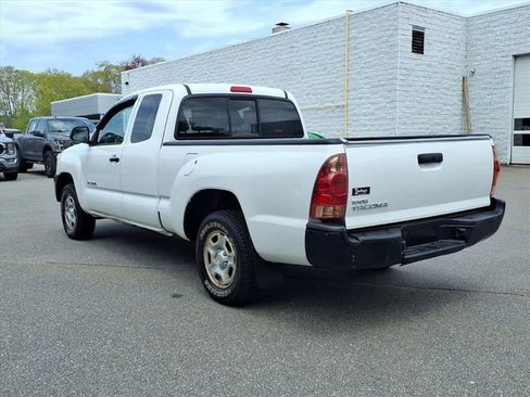Used 2015 Toyota Tacoma 2WD Access Cab w/ Convenience Package image 7