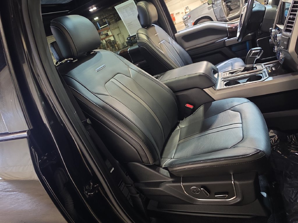 Used 2017 Ford F150 Platinum w/ Equipment Group 701A Luxury AWD/4WD image 26