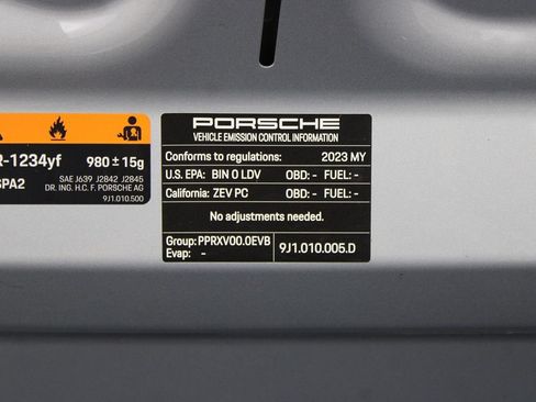 Used 2023 Porsche Taycan RWD image 39