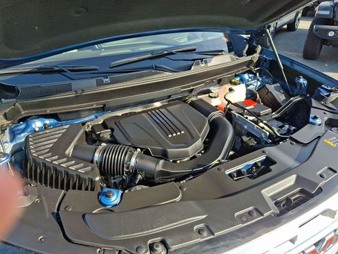 Used 2024 GMC Acadia Denali image 46