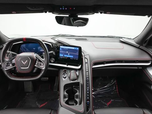 Used 2022 Chevrolet Corvette Stingray Premium Conv w/ Z51 Performance Package RWD image 29