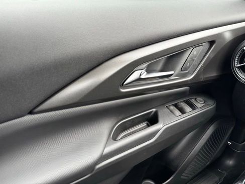 New 2026 Chevrolet Equinox EV LT image 29