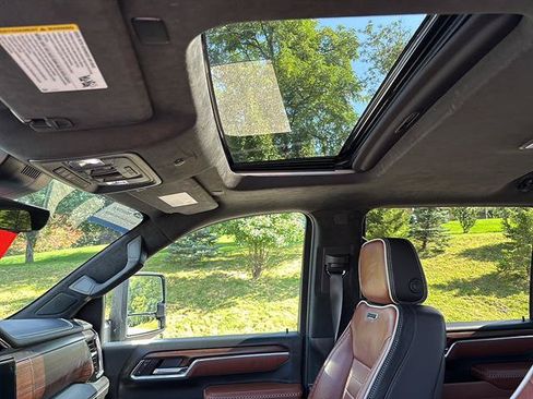 Used 2025 GMC Sierra 3500 Denali Ultimate AWD/4WD image 15