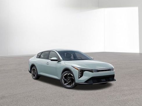 New 2025 Kia K4 EX image 8